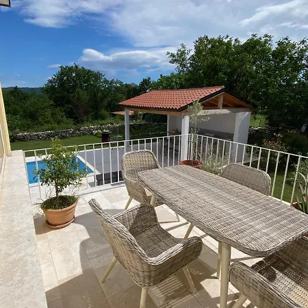 Yucca Istra Labin (Istria)